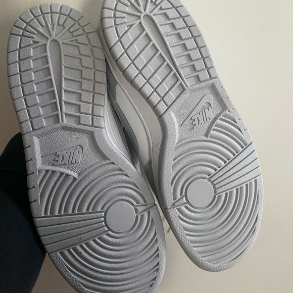 nike dunk lows - Picture 2 of 6